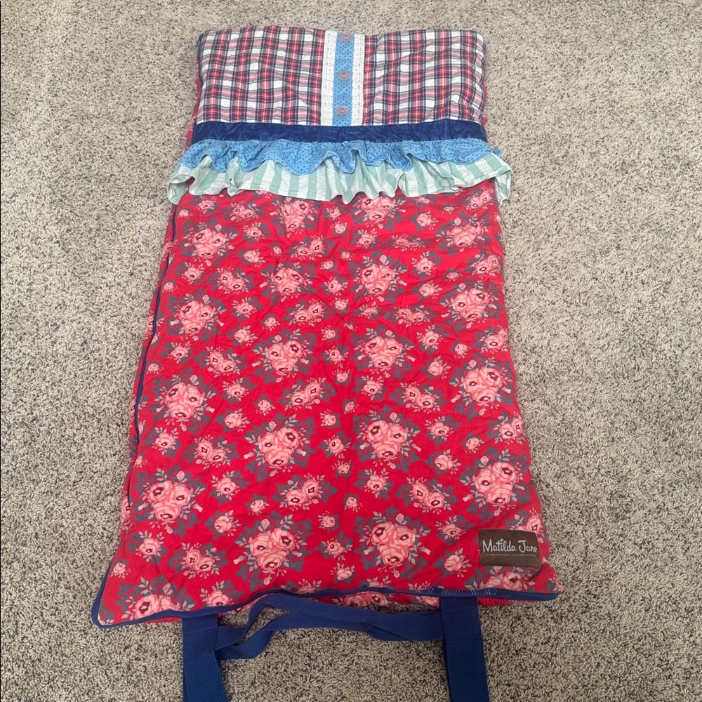 Matilda, Jane sleeping bag 26”‎ x 50”